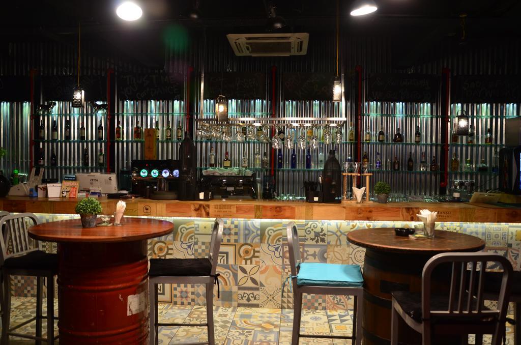 Don'S Den Hotel Куала-Лумпур Экстерьер фото