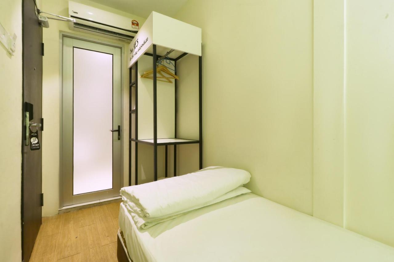 Don'S Den Hotel Куала-Лумпур Экстерьер фото